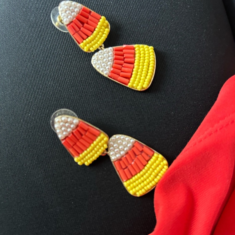 Baublebar pierced candy corn earrings! Perfect for Halloween and Thanksgiving!